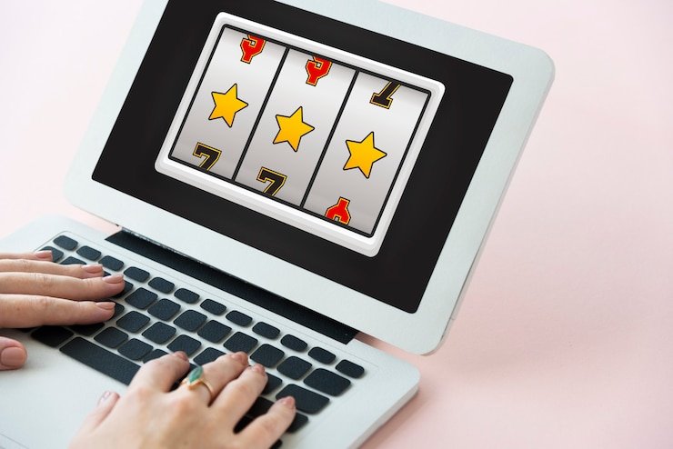 Daftar aturan akun untuk pengguna dewasa